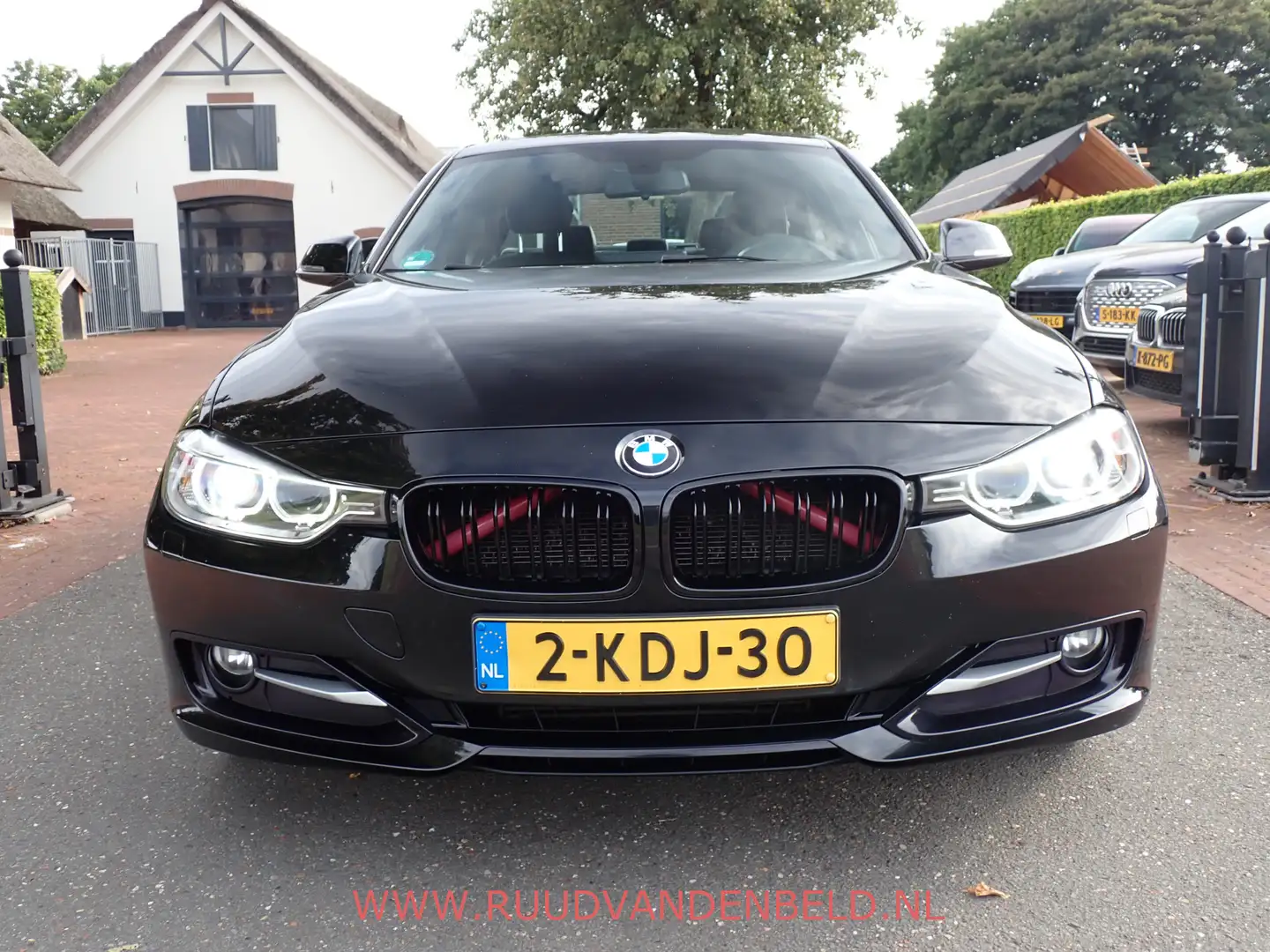 BMW 320 3-serie 320i SPORTLINE BIXENON/SPORTLEER/PROFNAVI Schwarz - 2