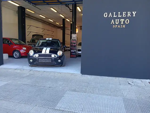 MINI John Cooper Works Clubman One
