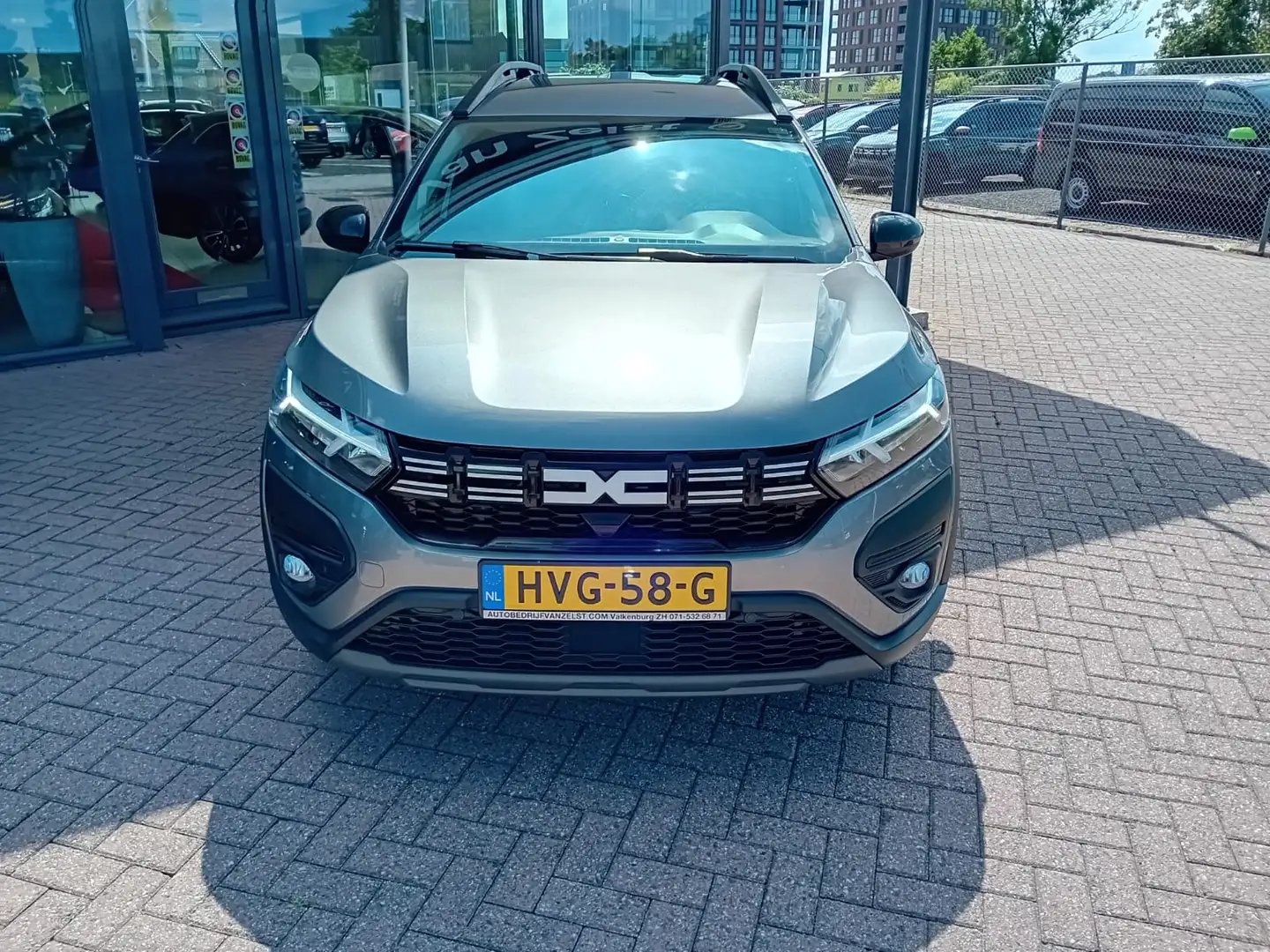 Dacia Jogger 1.6 Hybrid 140 Extreme 7p. Automaat, Airco(automat Grijs - 2