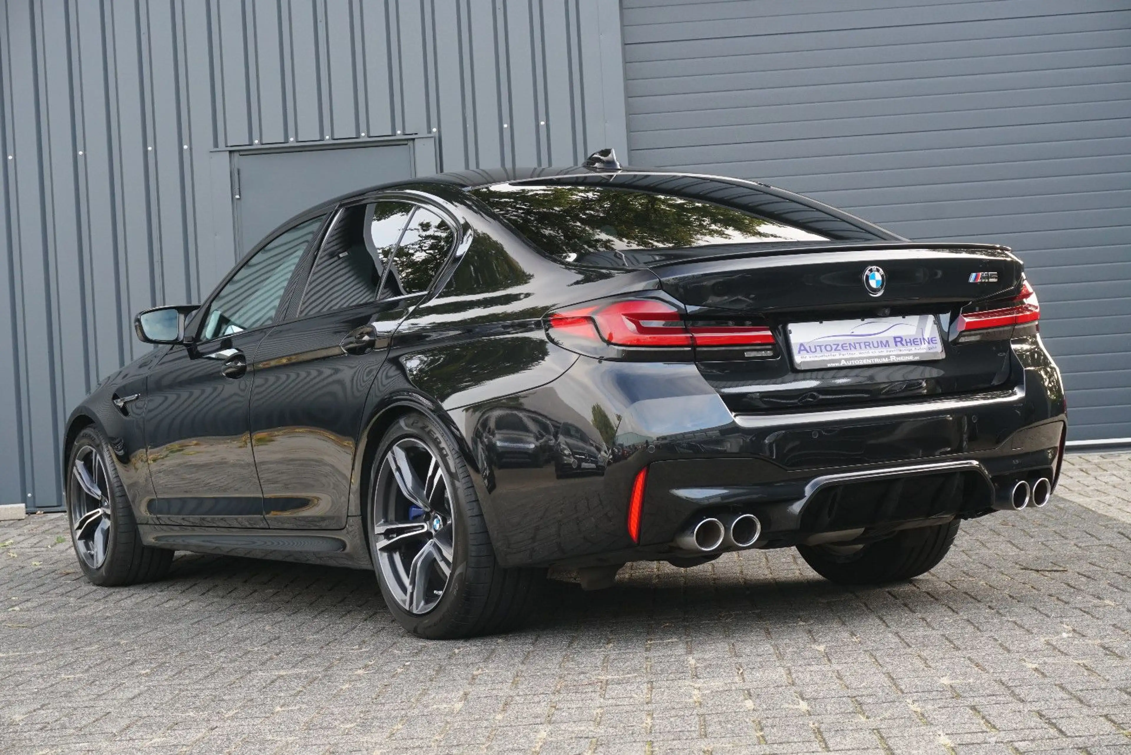 BMW M5 CarbonDach HUD B&W Sound 360° 4xSHZ ACC Laser — photo 5