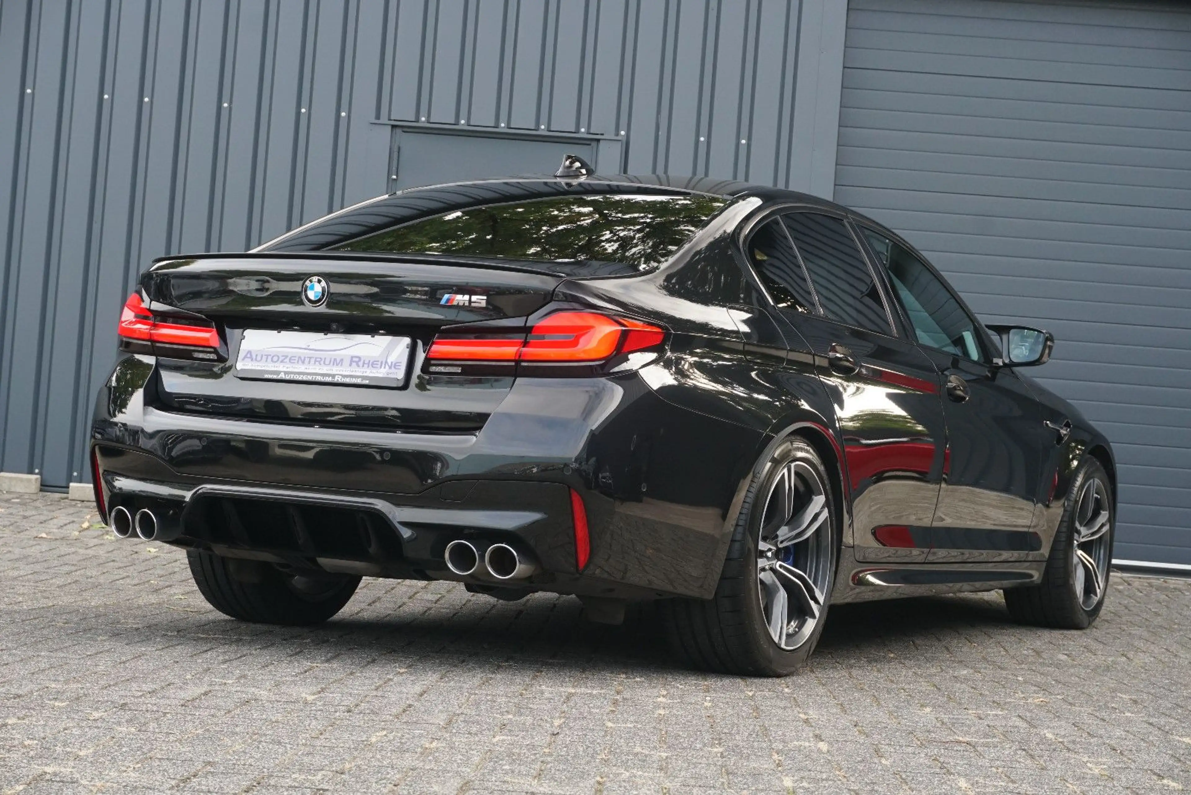 BMW M5 CarbonDach HUD B&W Sound 360° 4xSHZ ACC Laser — photo 7