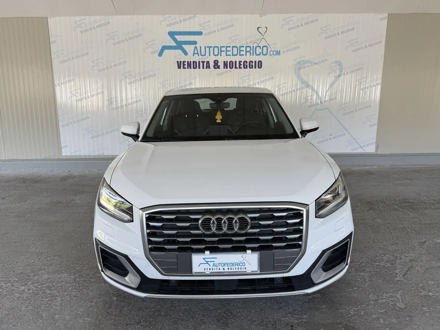 Audi Q2 1.6 TDI Business Blanc - 2