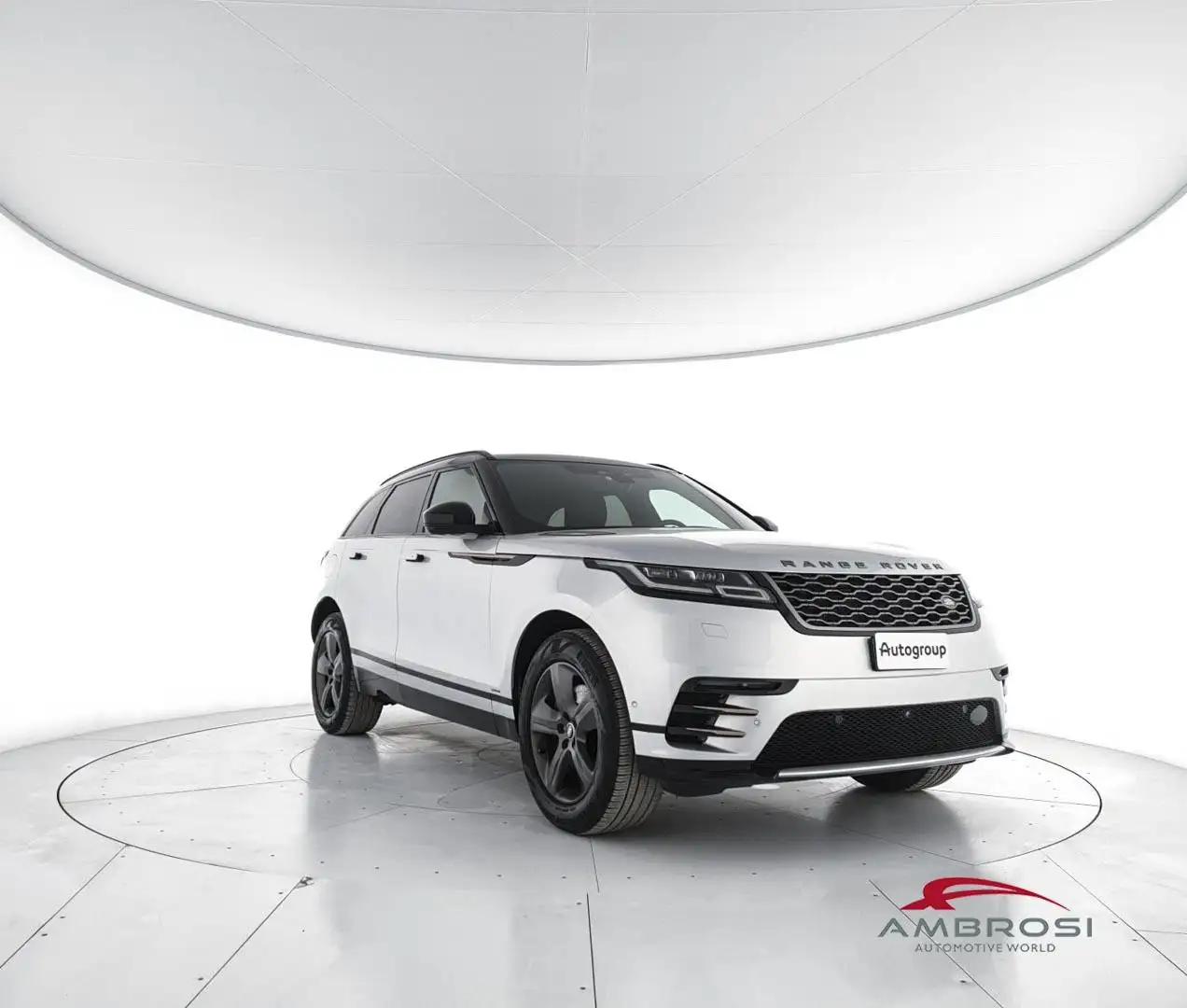 Land Rover Range Rover Velar 2.0D I4 204 CV R-Dynamic S Argento - 2