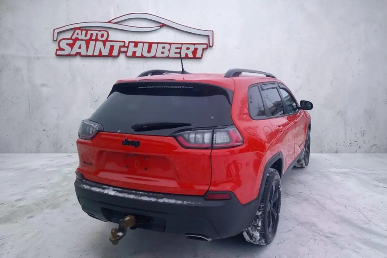 Jeep Cherokee photo Jeep Cherokee