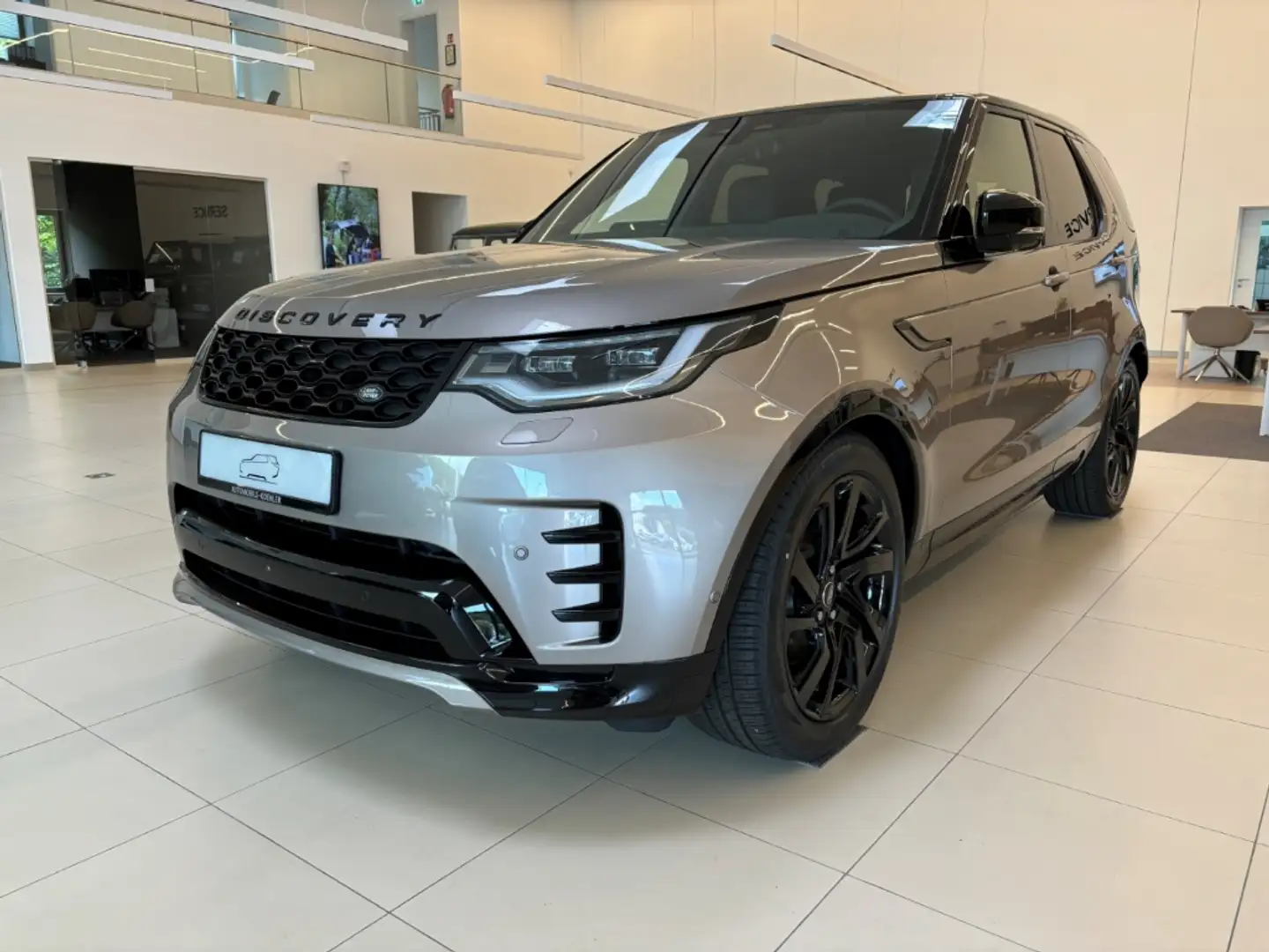 Land Rover Discovery D300 Dynamic SE 7-SITZE AHK WKP PANO Bronzo - 2