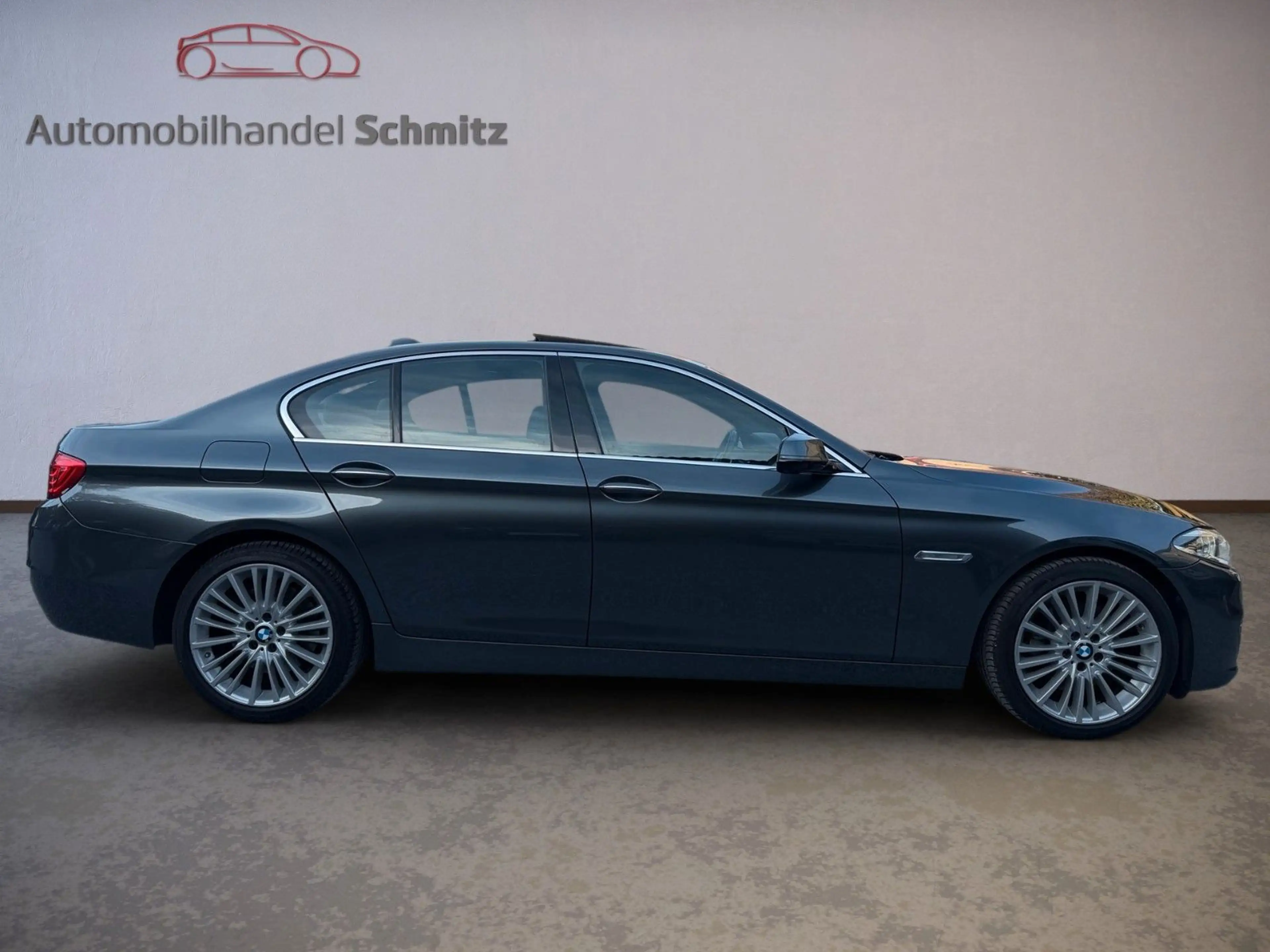 BMW 535 d xDrive Luxury Line Schiebedach HUD — photo 4