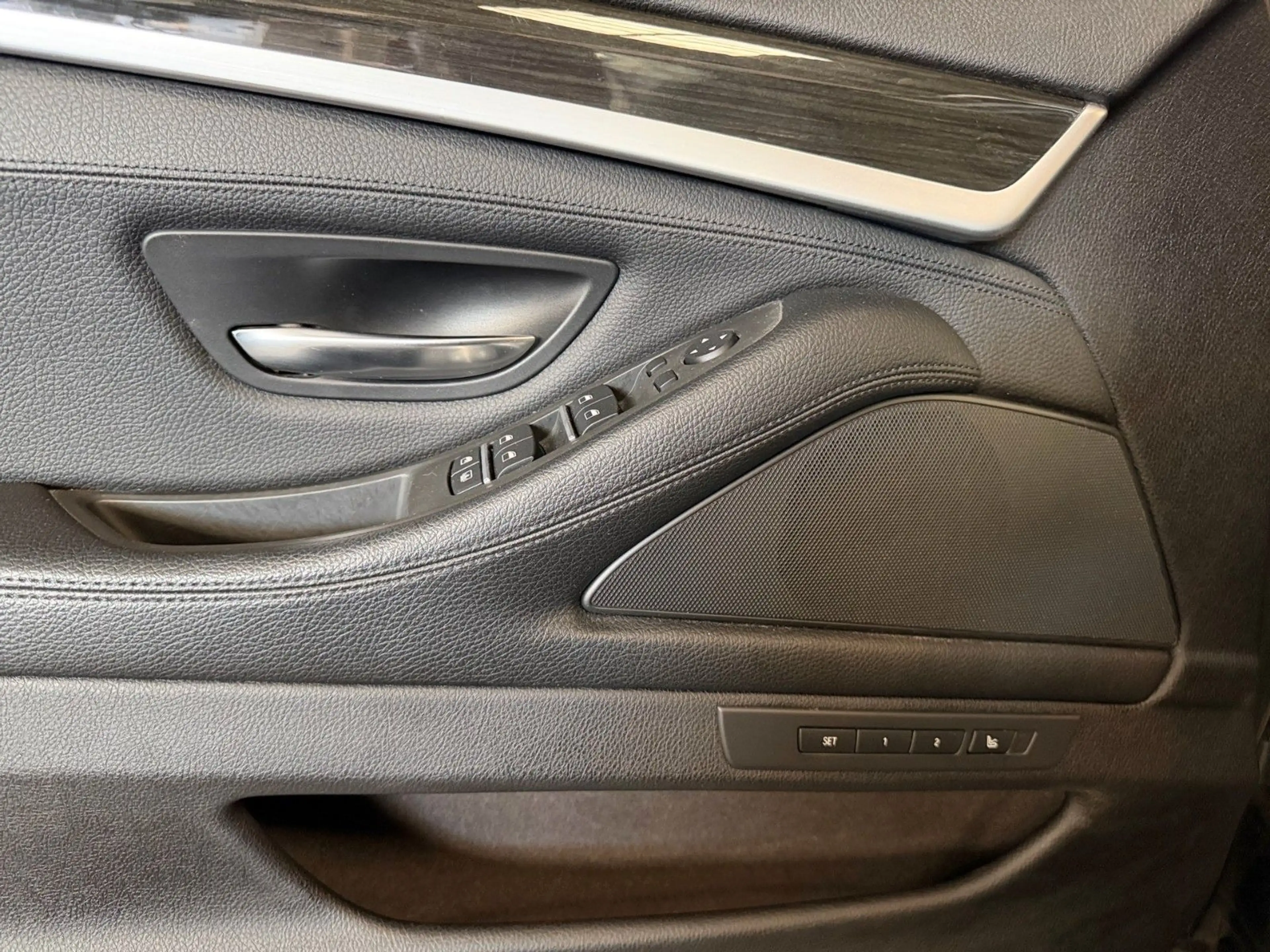 BMW 535 d xDrive Luxury Line Schiebedach HUD — photo 15