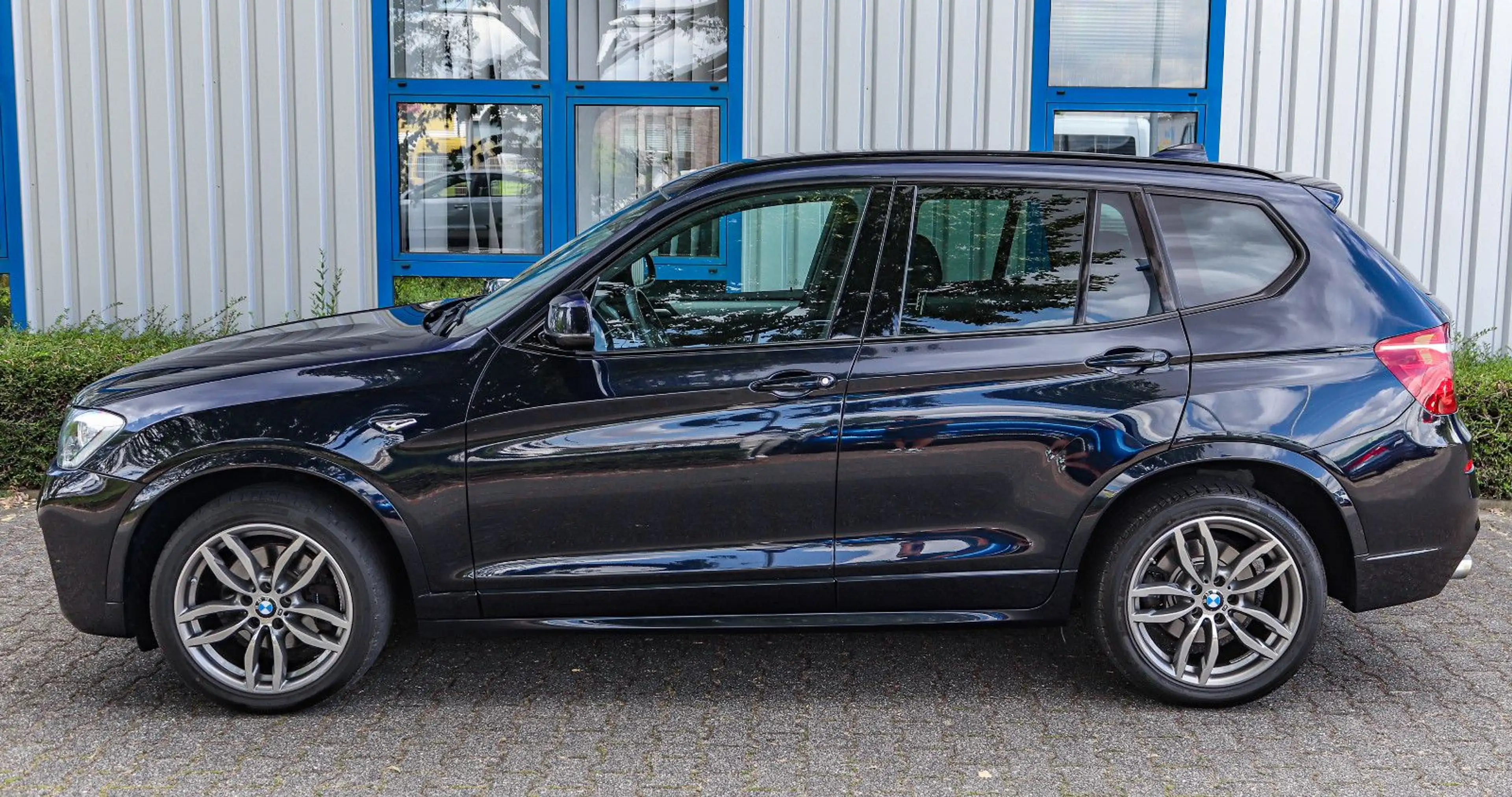 BMW X3 xDrive 20d M-PAKET*LEDER*XENON*KAMERA*TEMPO* — photo 9