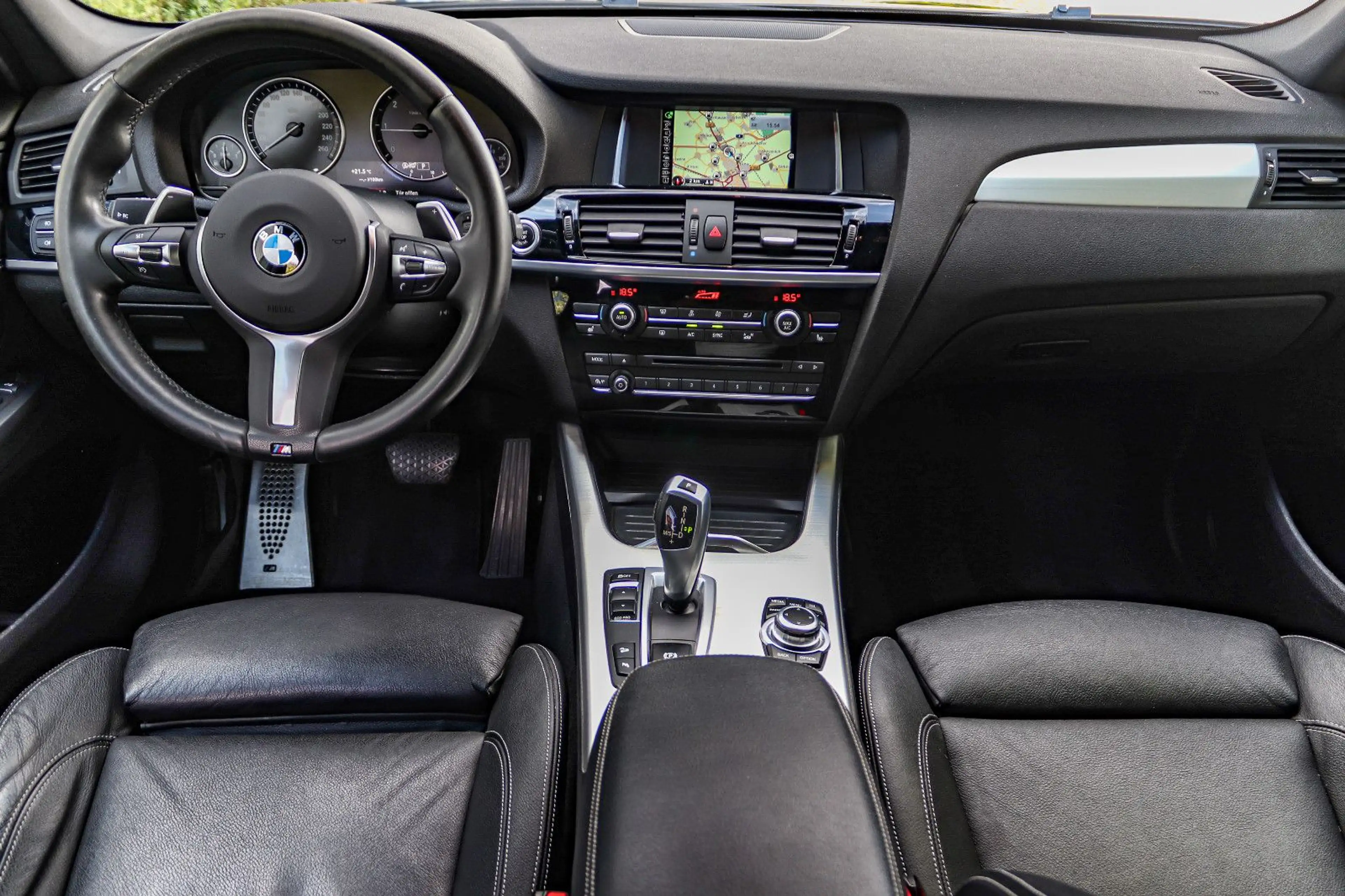 BMW X3 xDrive 20d M-PAKET*LEDER*XENON*KAMERA*TEMPO* — photo 13