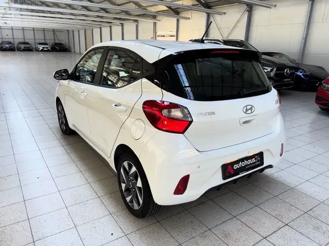 Hyundai I10 view 4