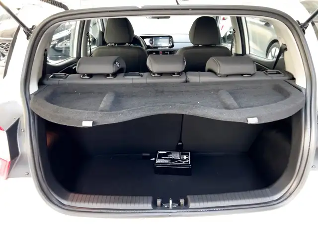 Hyundai I10 view 6