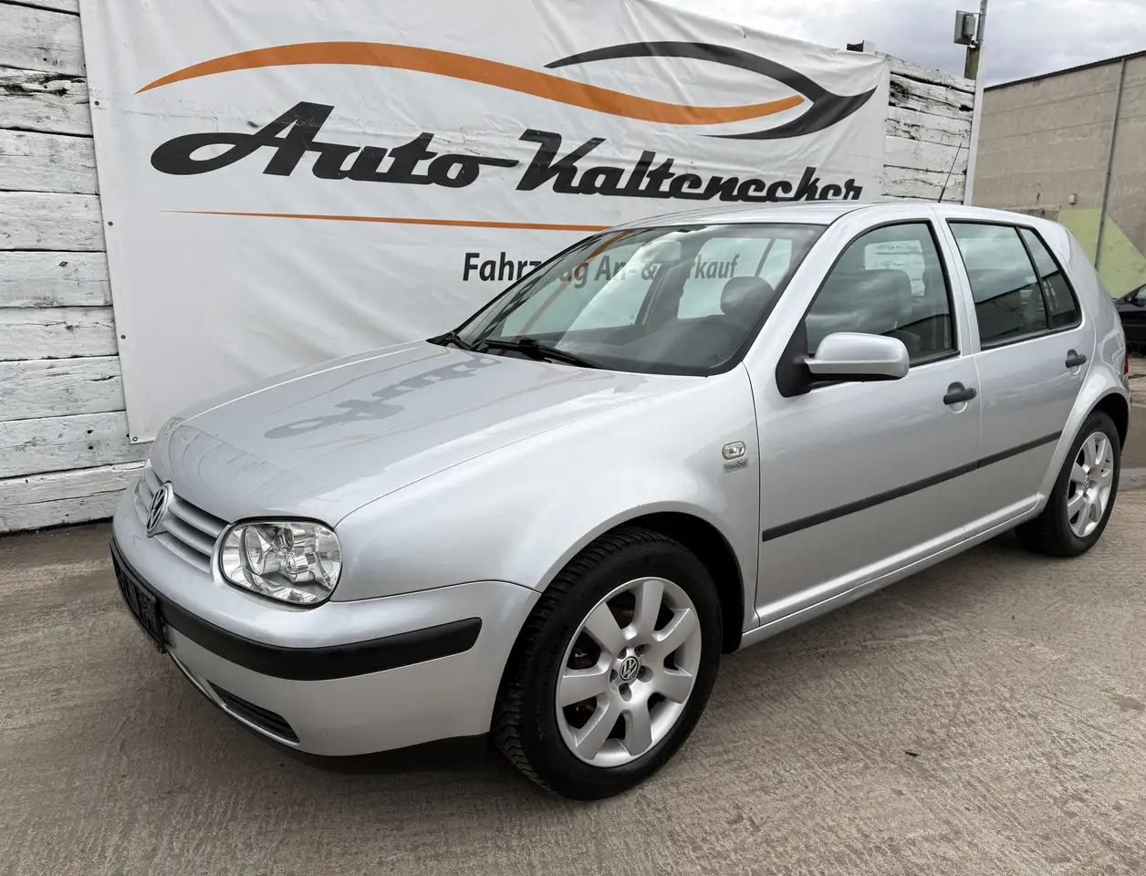 Volkswagen Golf Edition*KLIMA*TÜV NEU+4x FH*, foto 1