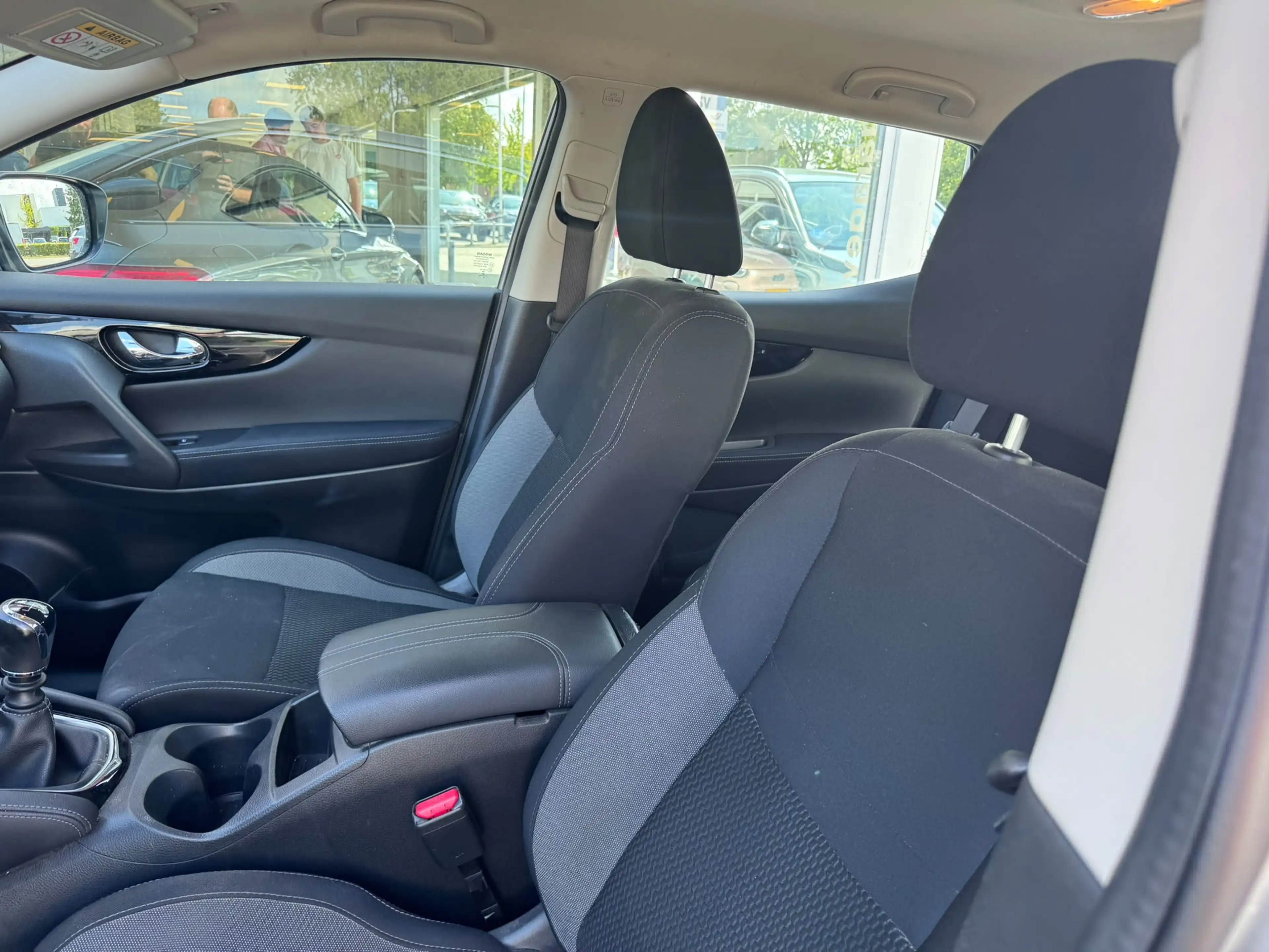 Nissan Qashqai 1.3 DIG-T Acces Edition — photo 6