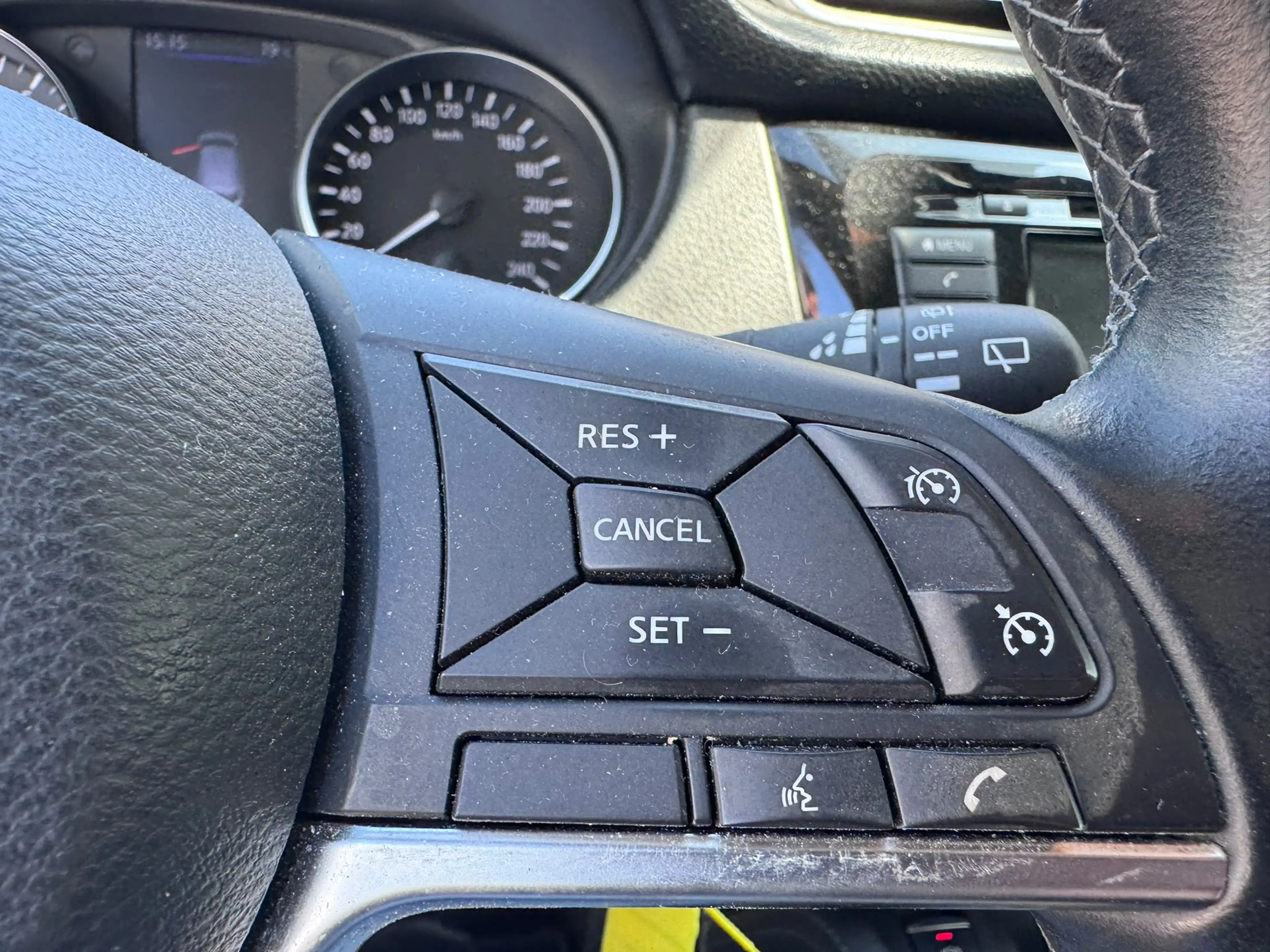 Nissan Qashqai 1.3 DIG-T Acces Edition — photo 14