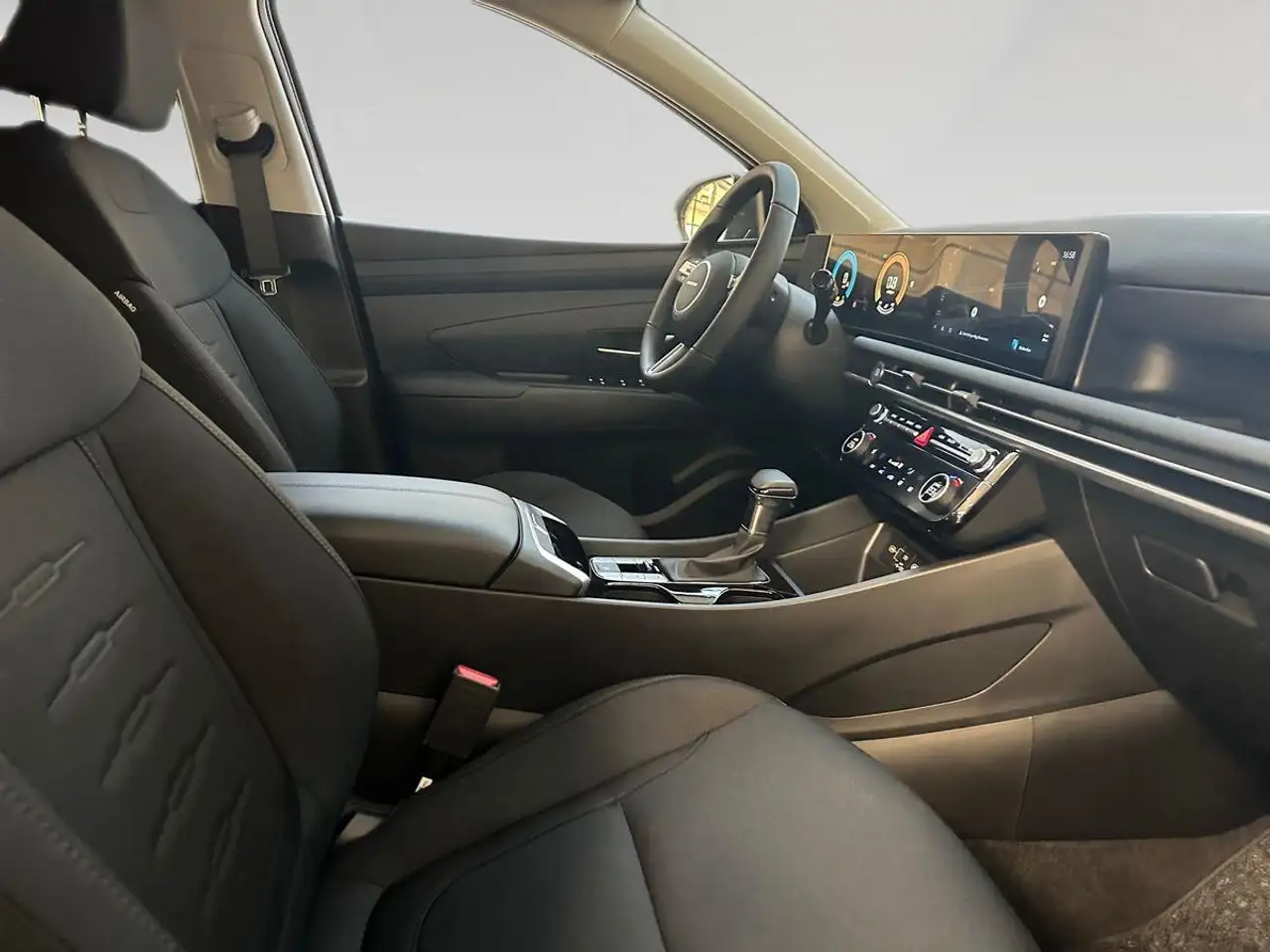 Hyundai TUCSON T-GDI DCT Trend Navi+virtCP+ACC+Kamera+SHZ+PDC+Kli 12