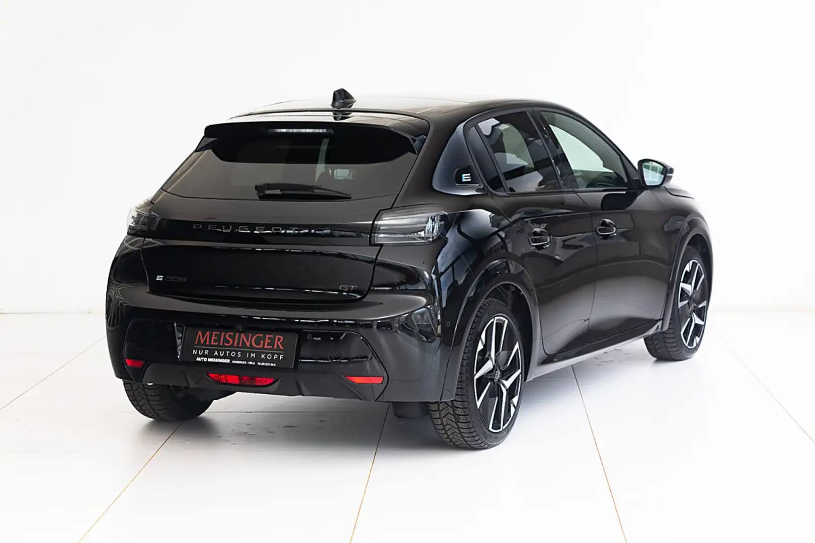 Peugeot e-208 156PS 51kWh GT Schwarz - 2