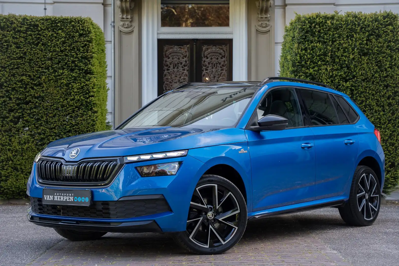 Skoda Kamiq 1.5 TSI ACT Monte Carlo PANO | CAMERA | CARPLAY | Bleu - 1