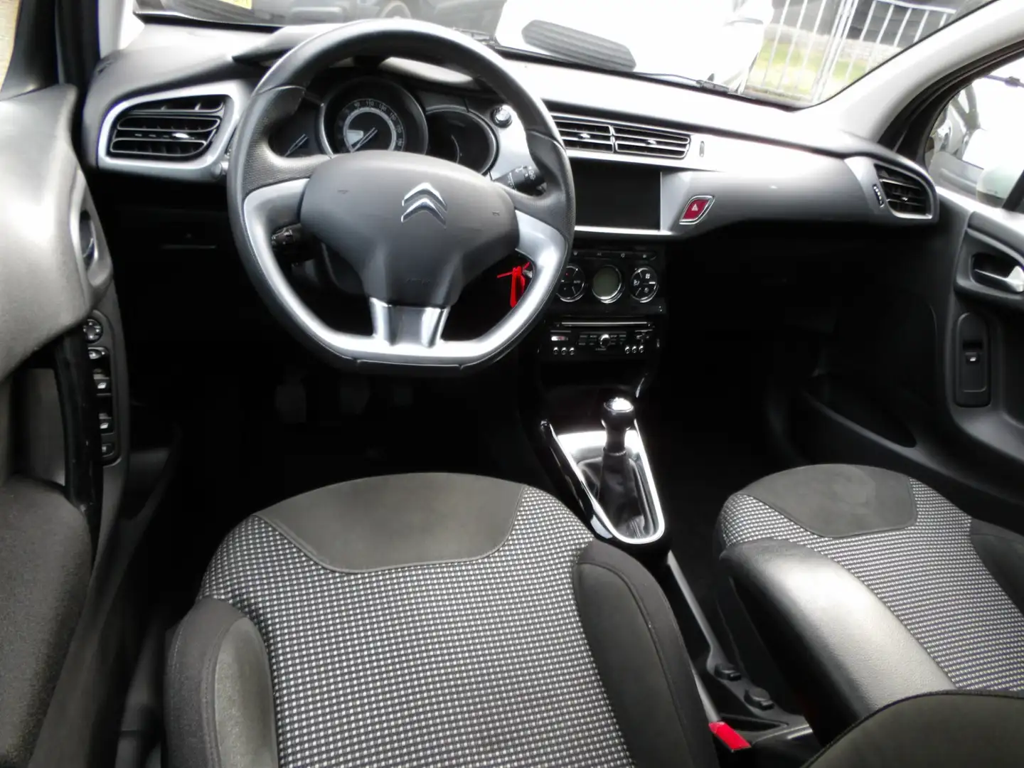 Citroen C3 1.2 VTi Exclusive Navi Clima Trekhaak PDC Grijs - 2