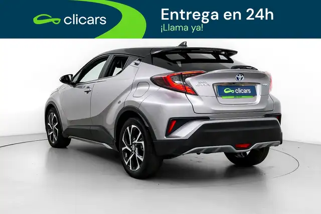 Toyota C-HR view 9