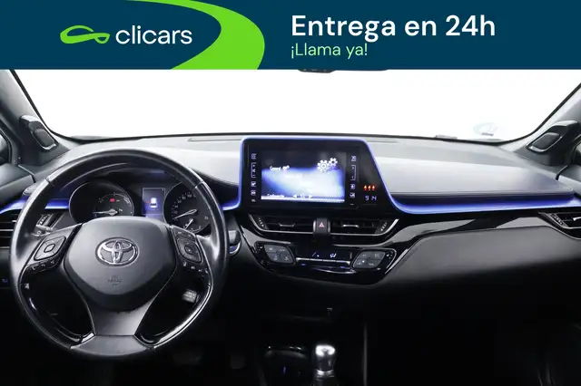 Toyota C-HR view 13