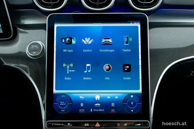 Mercedes-Benz C-Class view 13