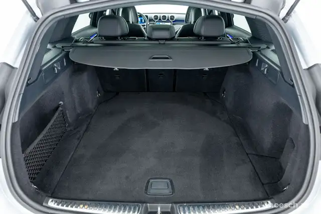 Mercedes-Benz C-Class view 8