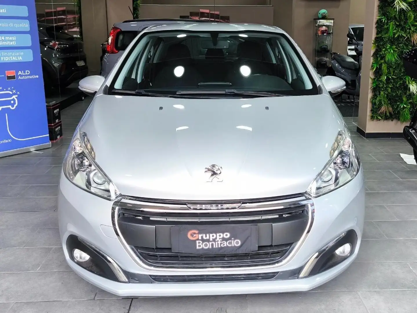 Peugeot 208 208 5p 1.2 puretech Allure 82cv Grigio - 2
