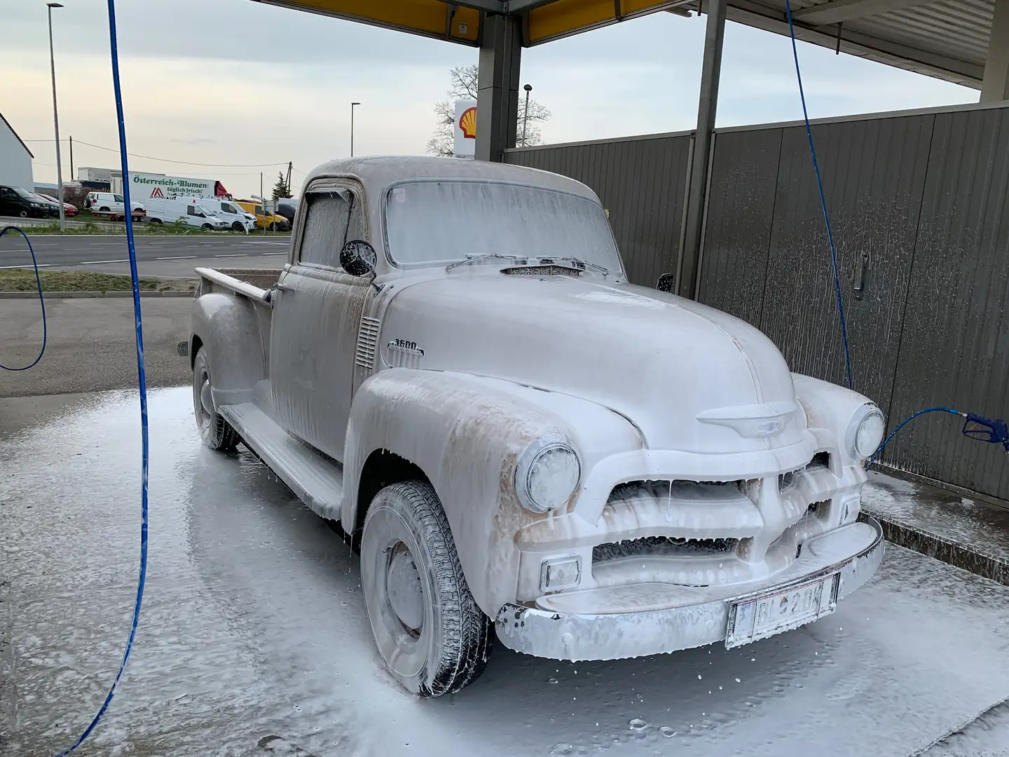 Chevrolet 3600 Beige - 1