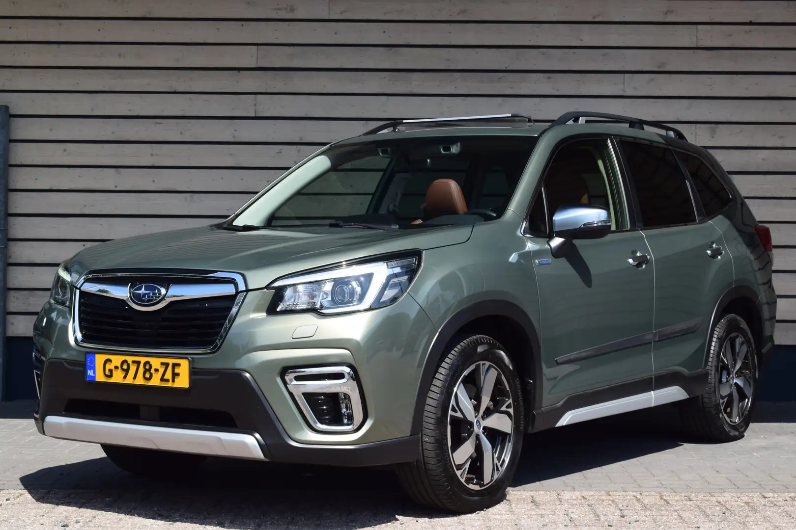 Subaru Forester 2.0i e-BOXER First Edition - Afneembare trekhaak Groen - 2