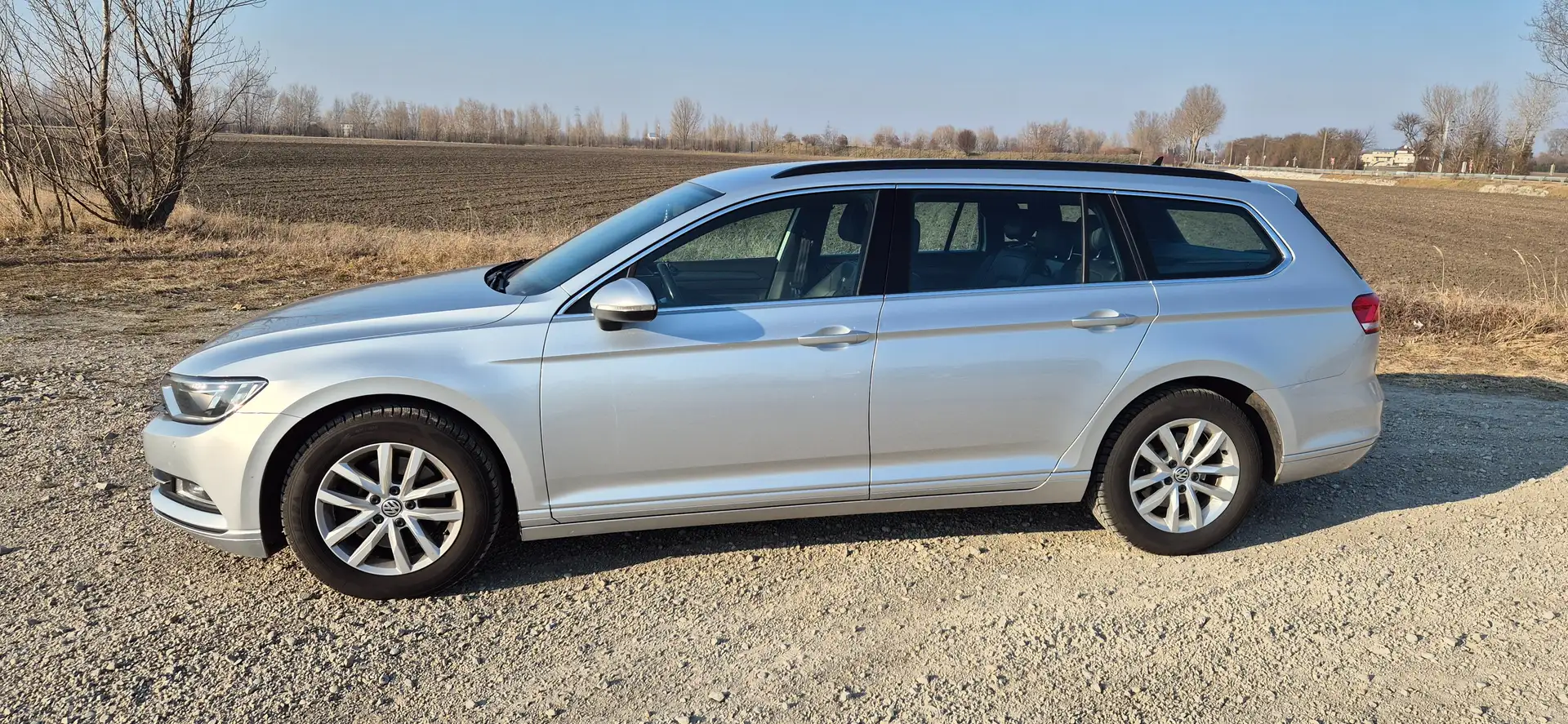 Volkswagen Passat Variant Passat Variant Comfortline 2,0 TDI DSG Comfortline Silber - 2
