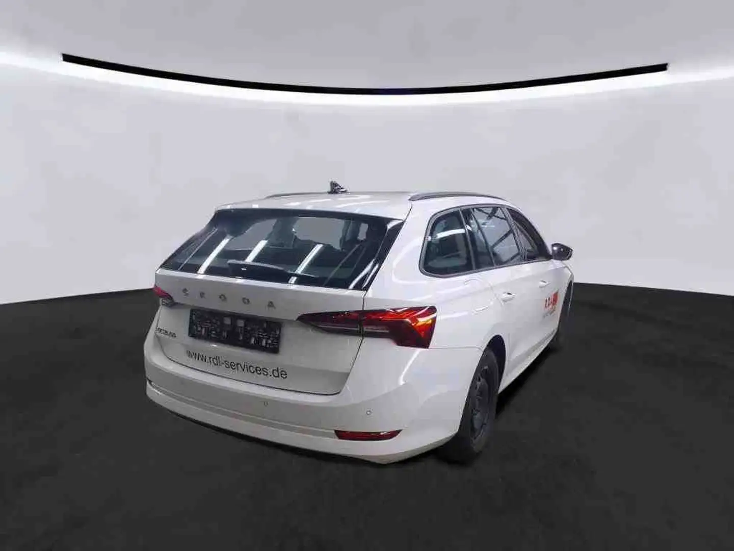 Skoda Octavia Combi 2.0 TDI PDC/LED/Temp/Navi Weiß - 2