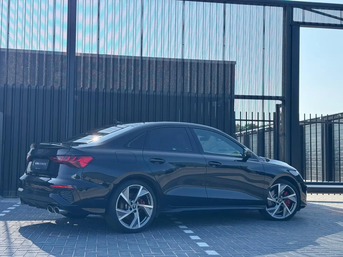 Audi S3 Limousine 2.0 TFSI S3 quattro - 310 PK - B&O - DOD Zwart - 2