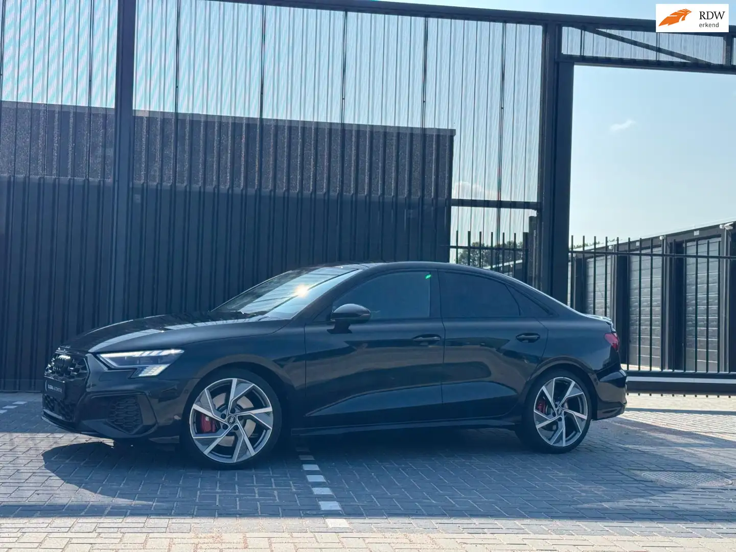Audi S3 Limousine 2.0 TFSI S3 quattro - 310 PK - B&O - DOD Zwart - 1