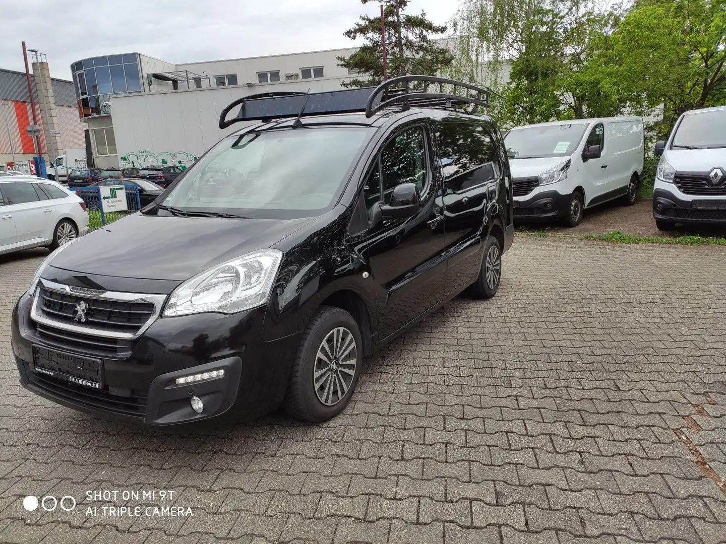 Peugeot Partner L2 Premium Automatik Navi AHK Sitzheizun Noir - 2