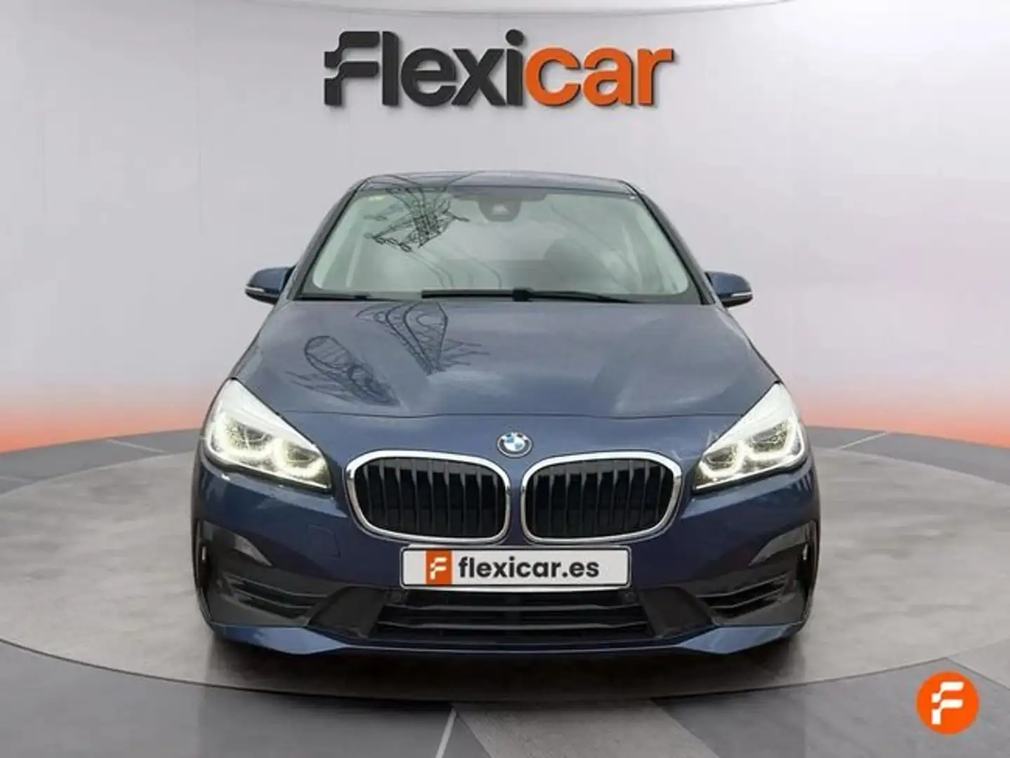 BMW 216 216i - 5P (2020) Azul - 2