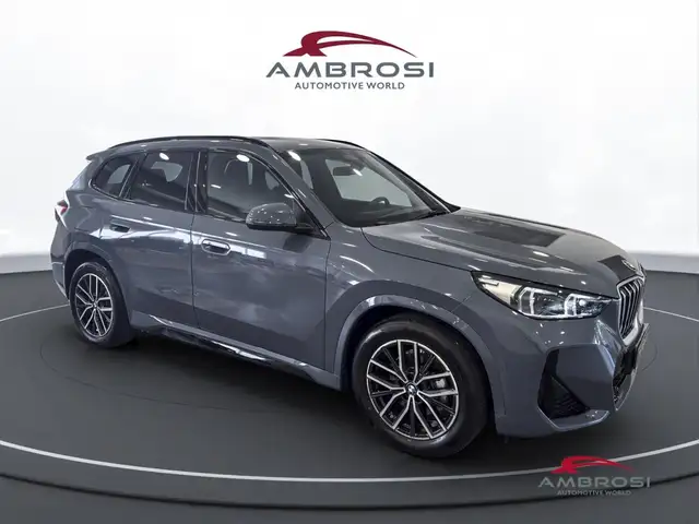 BMW X1 view 2