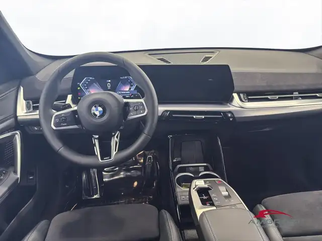 BMW X1 view 12