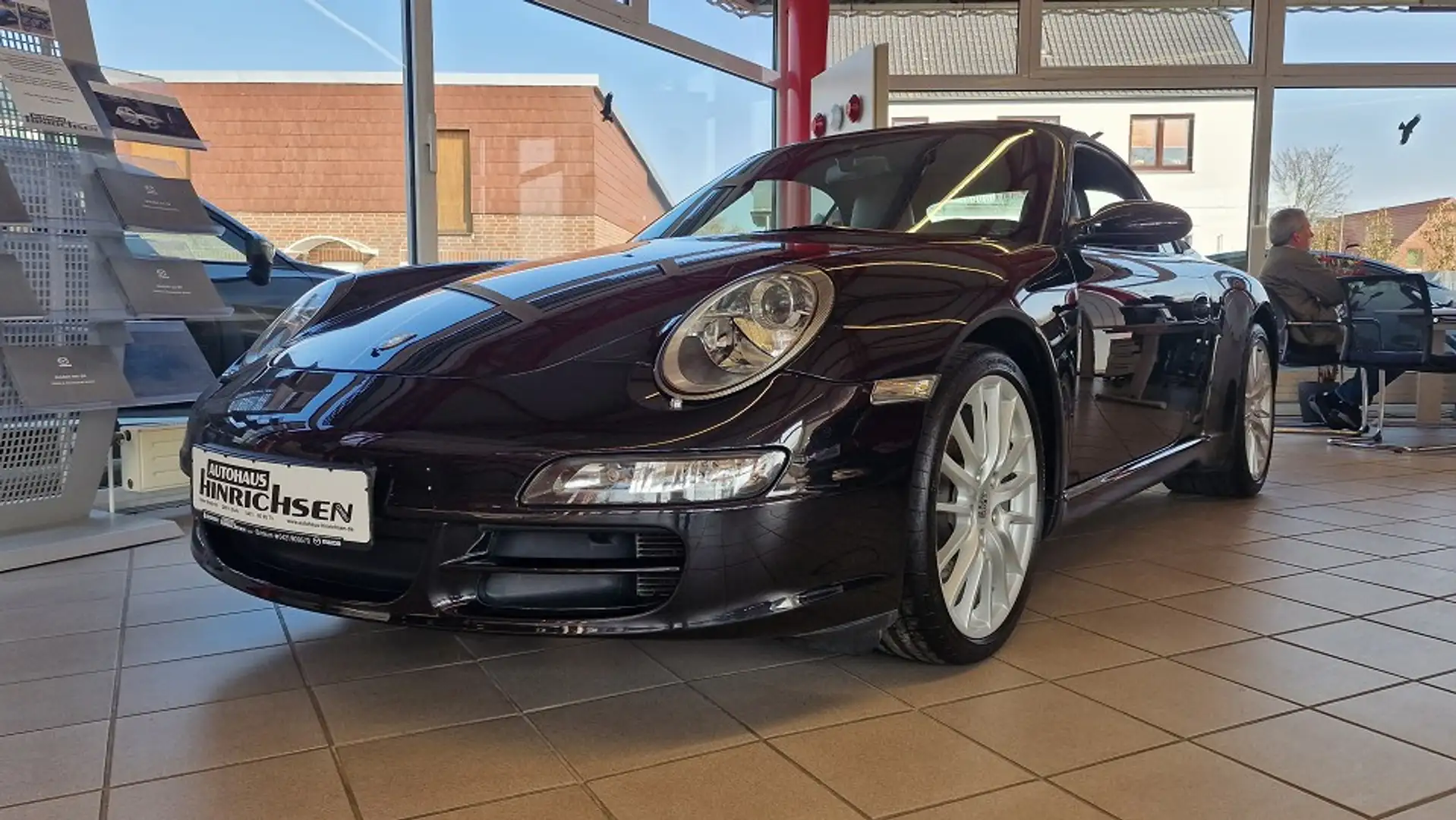 Porsche 911 Carrera Cabriolet Black - 1