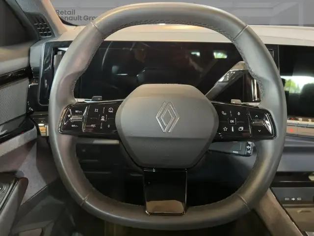 Renault Austral view 11
