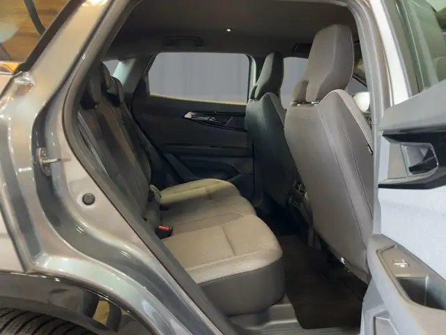 Renault Austral view 9