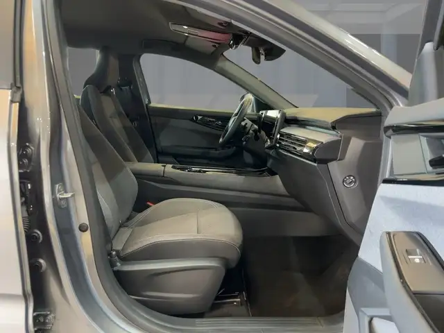 Renault Austral view 8