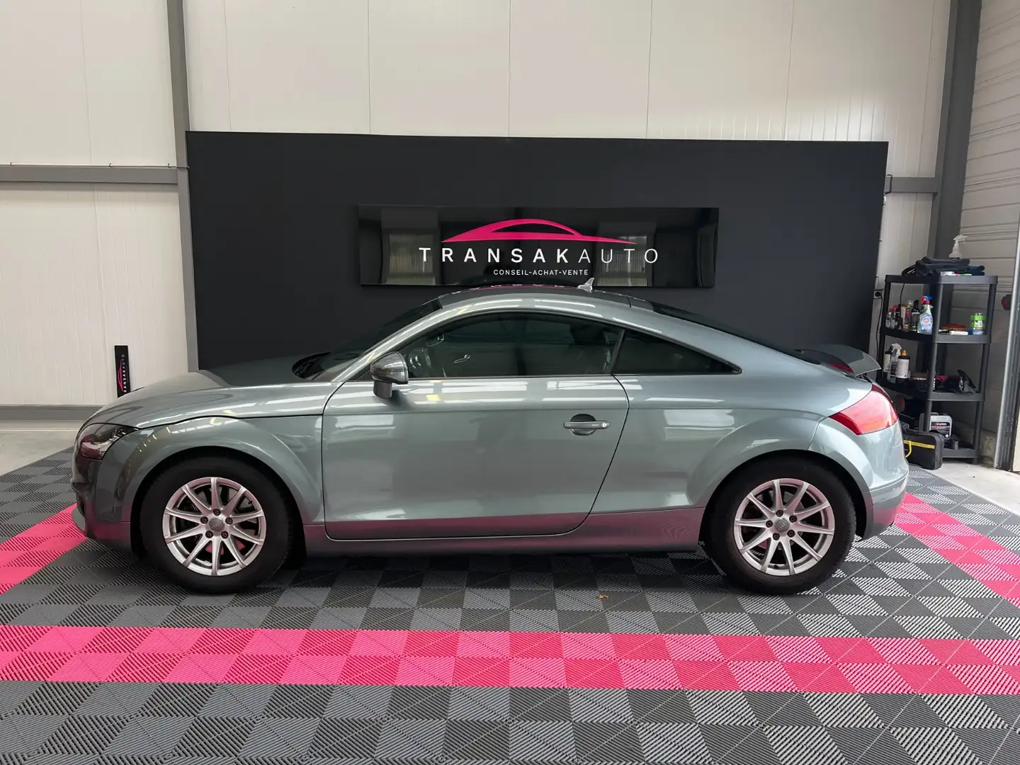Audi Coupe Gris - 2