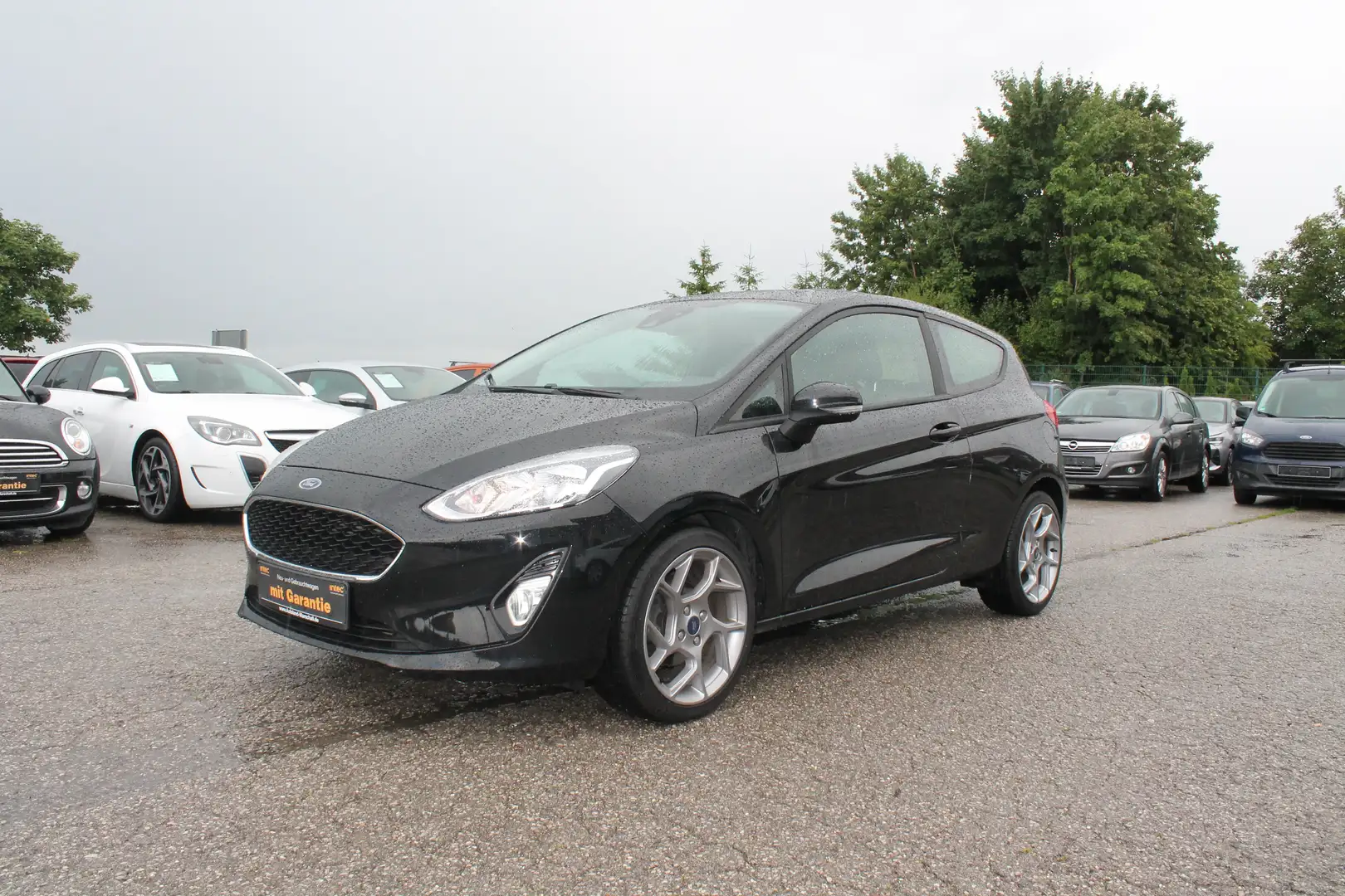 Ford Fiesta aut.1.0 ECOBOOST PDC SHZ ALU KLIMA Schwarz - 1