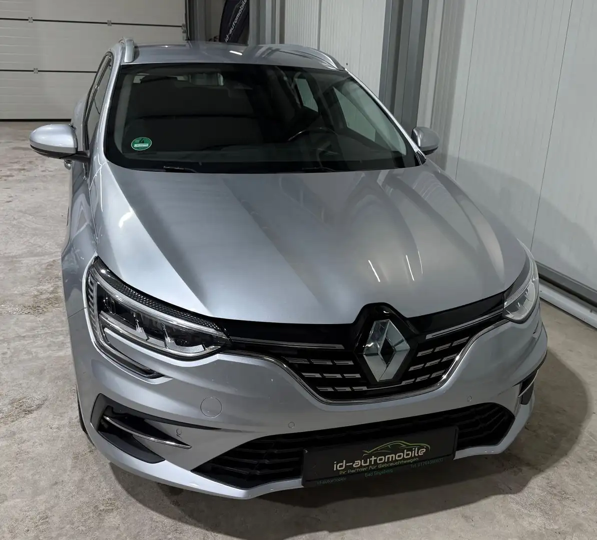 Renault Megane IV Grandtour Business Edition, Automatik Silber - 2