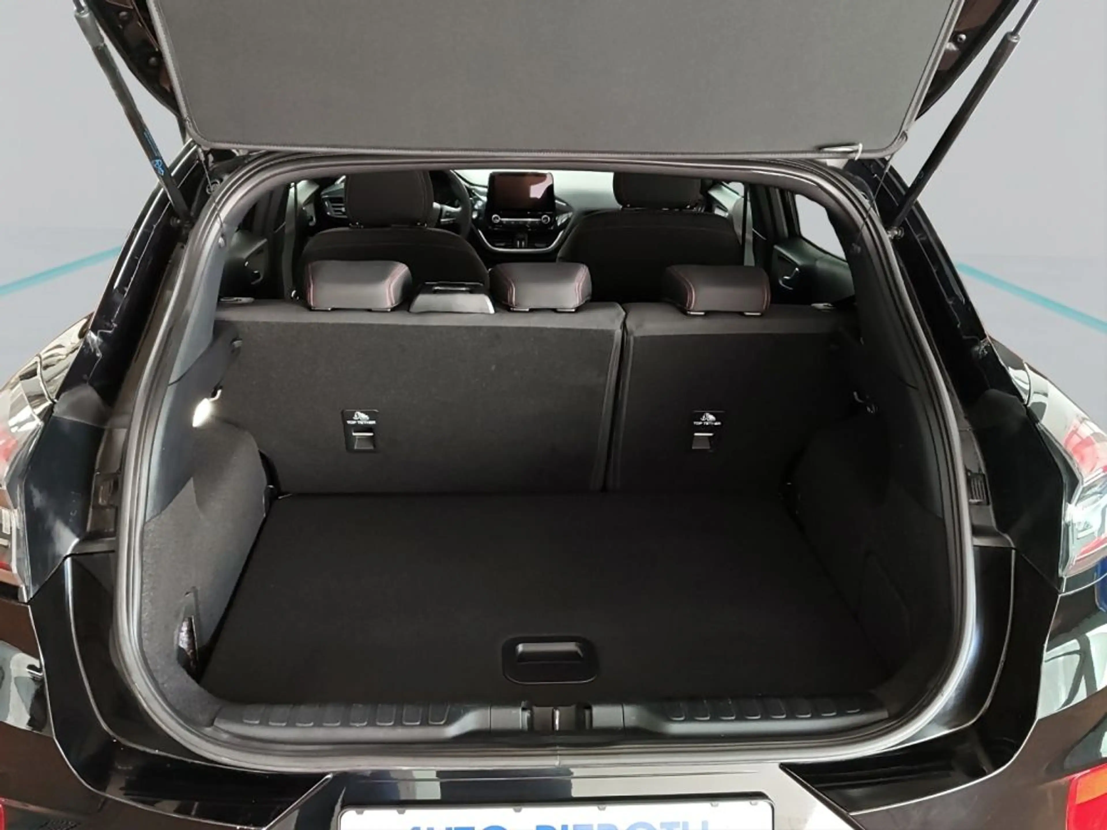 Ford Puma 1.0 EcoBoost Hybrid ST-LINE DESIGN — photo 6