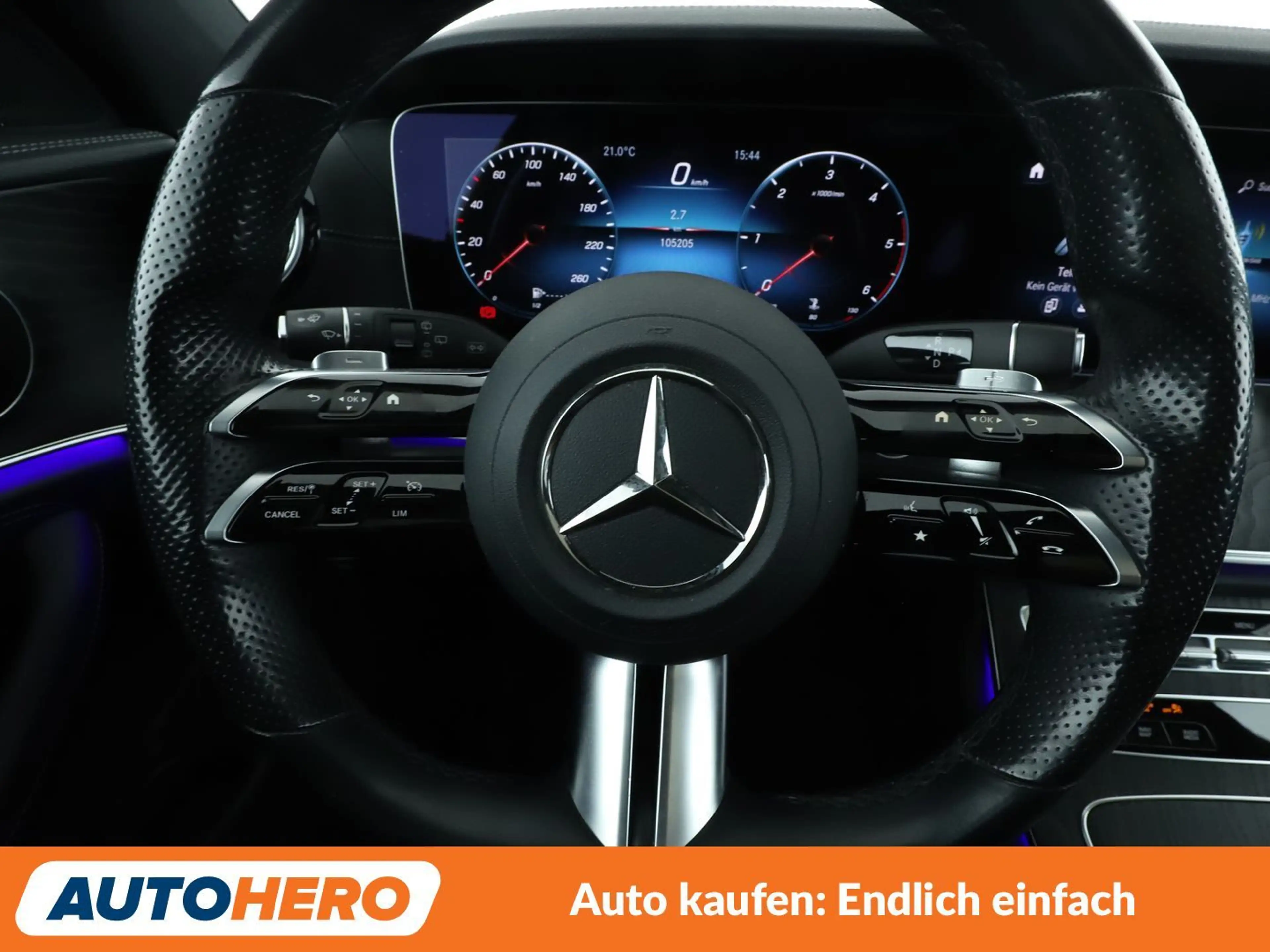 Mercedes-Benz E 220 E 220 d AMG Line — photo 14