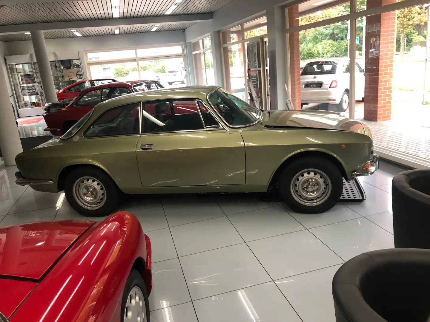Alfa Romeo 2000 BERTONE zum WINTERPREIS 1Hand Verde - 2