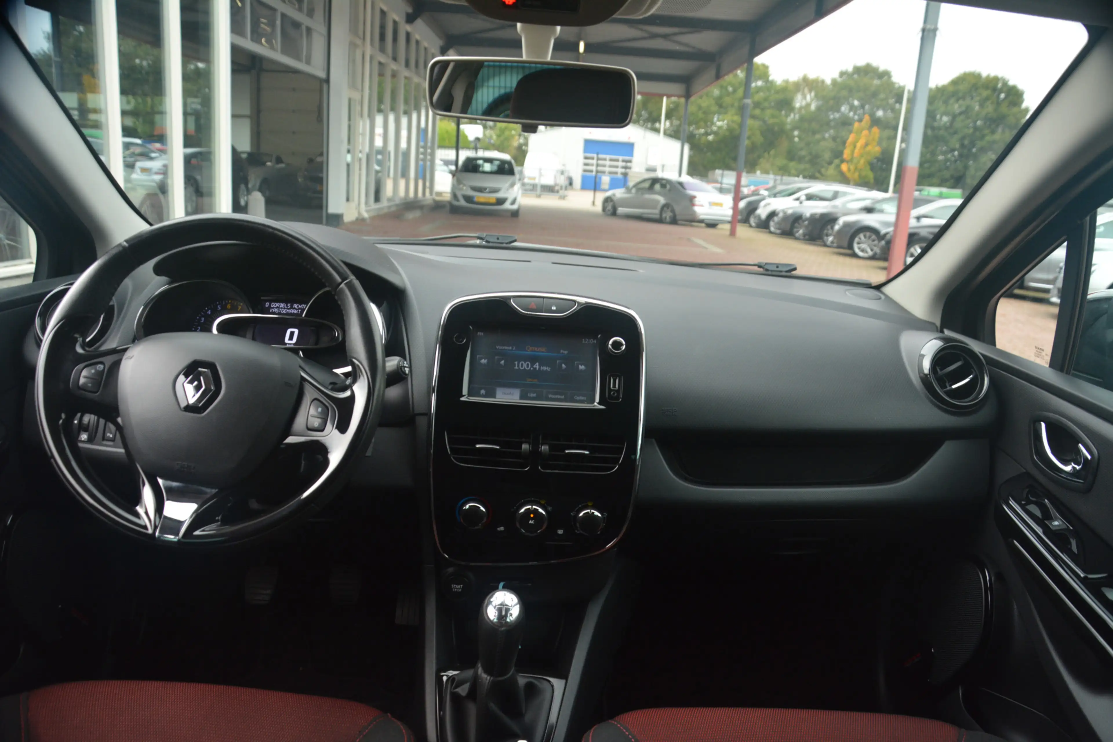 Renault Clio 0.9 TCe Expression | Navigatie | Trekhaak | Airco — photo 7