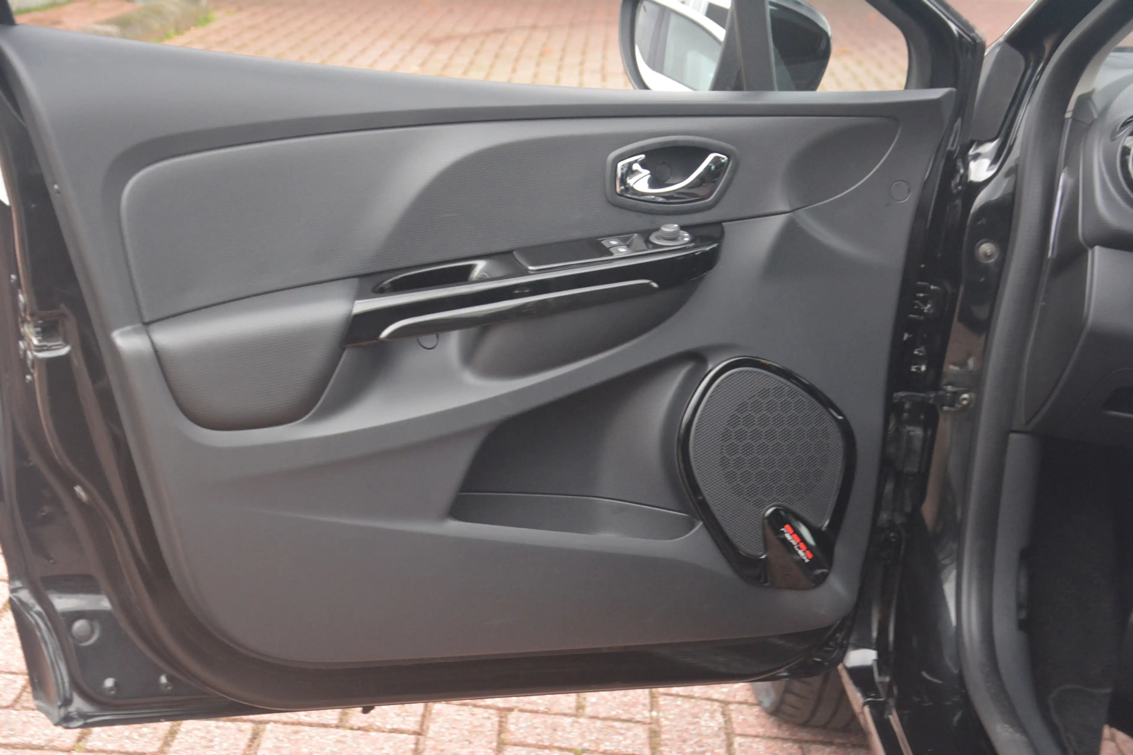 Renault Clio 0.9 TCe Expression | Navigatie | Trekhaak | Airco — photo 5