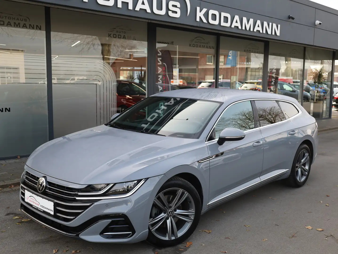 Volkswagen Arteon R-Line 2.0 TSI*ACC*1. Hand*LED*Virtual* Grau - 2